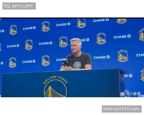 拉科布回应库明加出场时间问题表示完全信任科尔并强调球队以科尔为核心